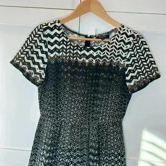 Madewell Dress Womens Black Cream Sz: 0 Chev Songbird Short Sleeve Tribal Casual - Picture 2 of 8